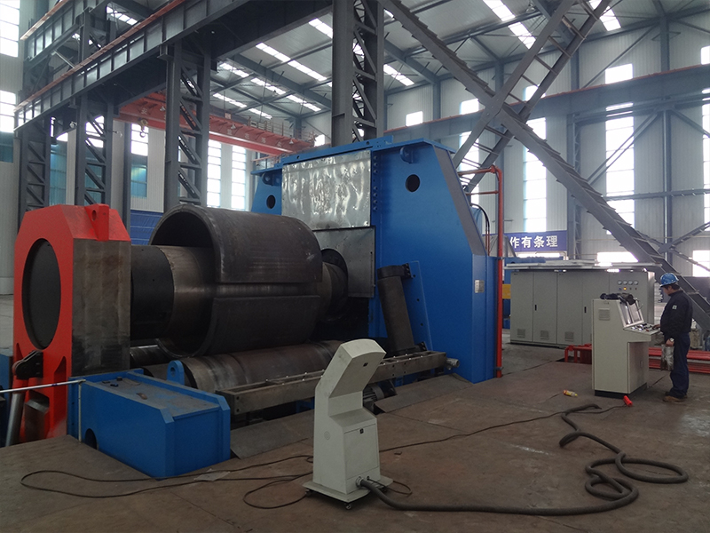 數(shù)控液壓水平下調(diào)式冷、熱卷板機（冷卷200mm）